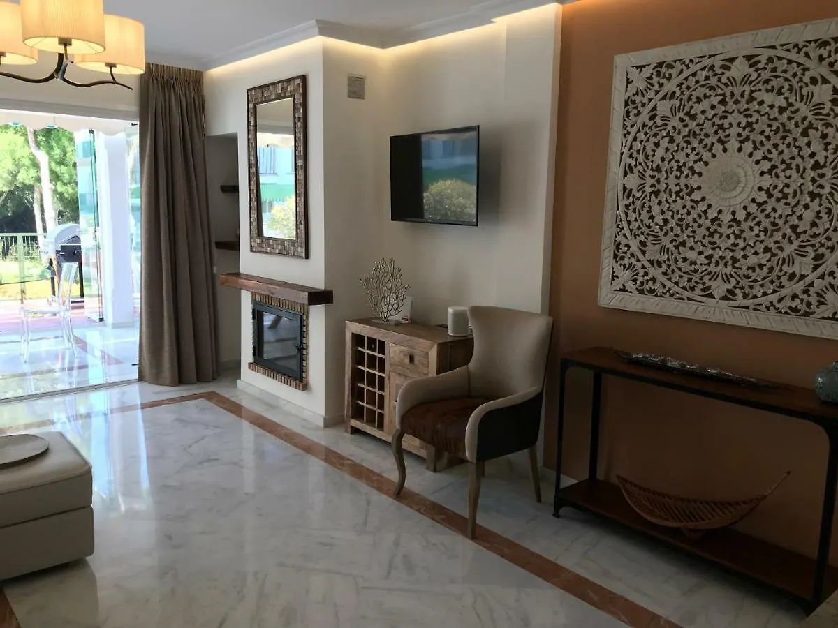 Holiday home Las Lomas De Cabopino Marbella
